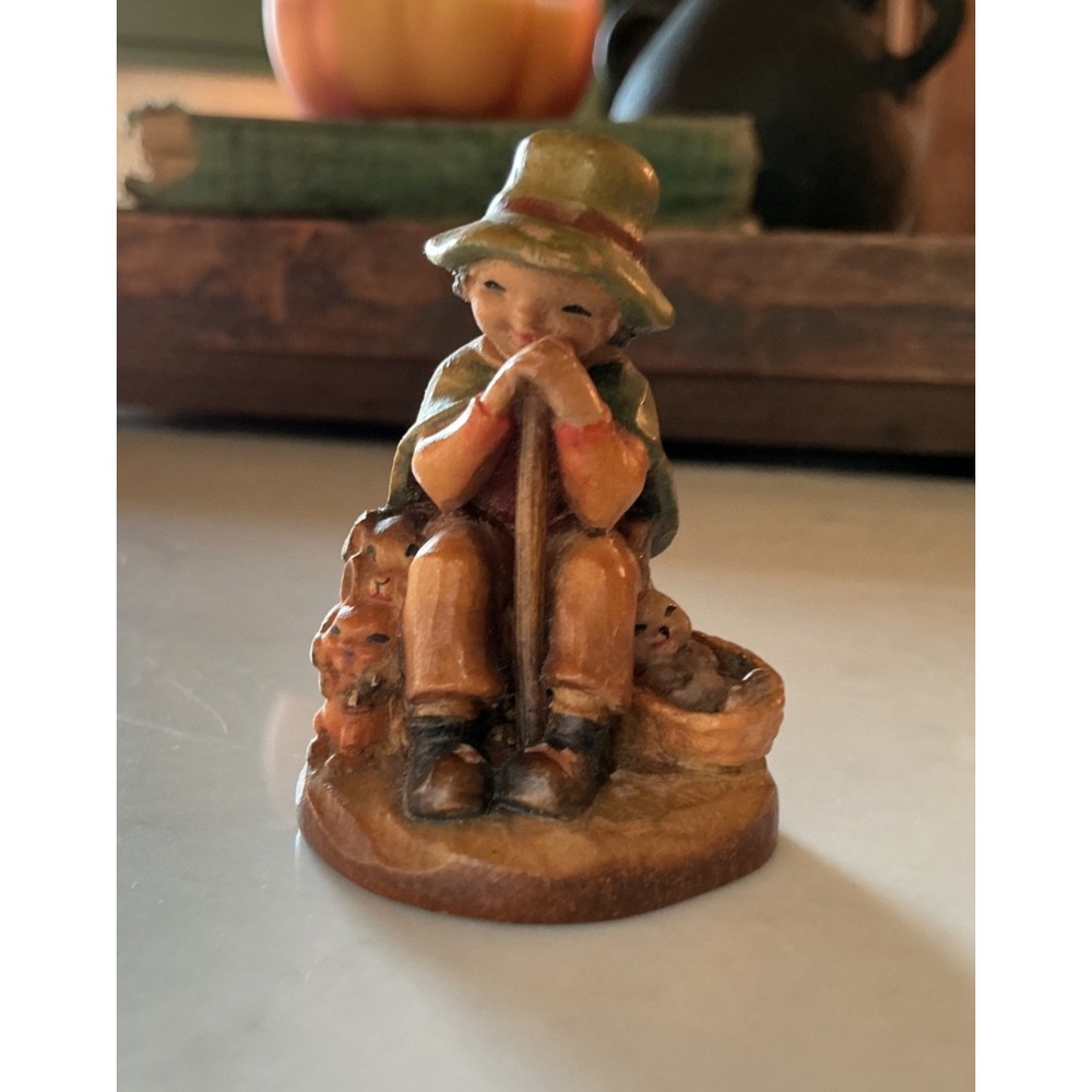 ANRI ITALY The Rest  Vintage Juan  Ferrandiz  woodcarving 2" Hand Carved Figure